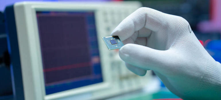autoproductie vertraagd door chiptekort