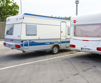 buitenlands kenteken nederlandse aanhanger