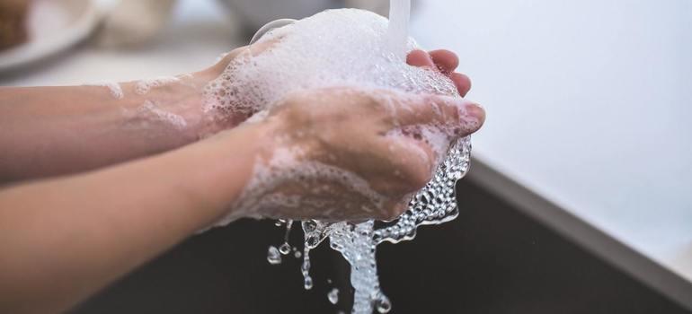 Handen wassen tegen corona